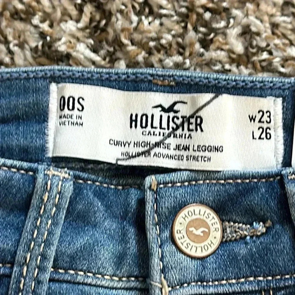 Hollister Women’s Jeans - Picture 3 of 4